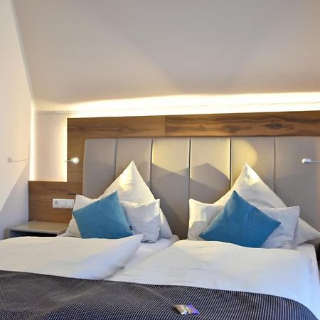 Hotel & Restaurant Zum Deutschen Hause Kirchhatten ภายนอก รูปภาพ