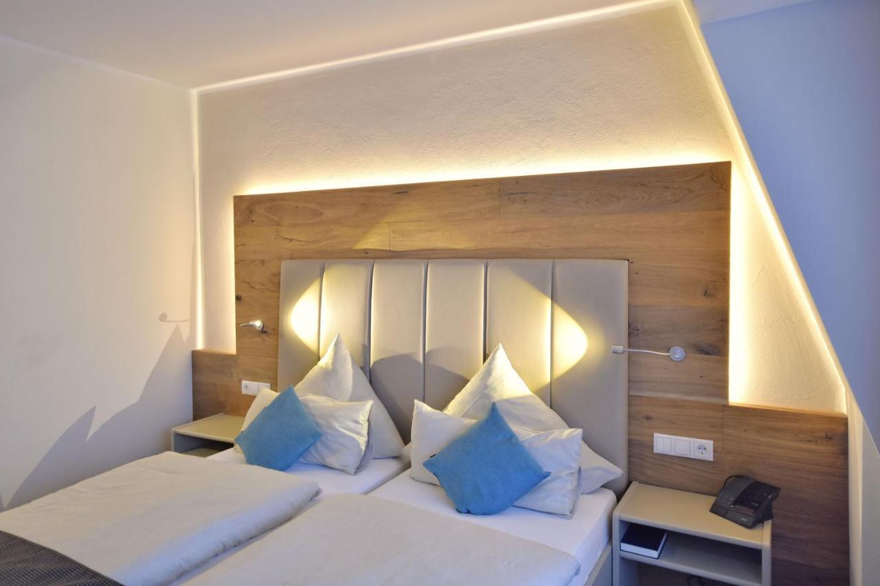Hotel & Restaurant Zum Deutschen Hause Kirchhatten ภายนอก รูปภาพ