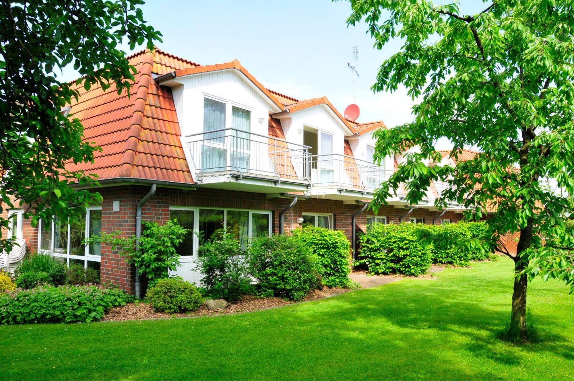 Hotel & Restaurant Zum Deutschen Hause Kirchhatten ภายนอก รูปภาพ