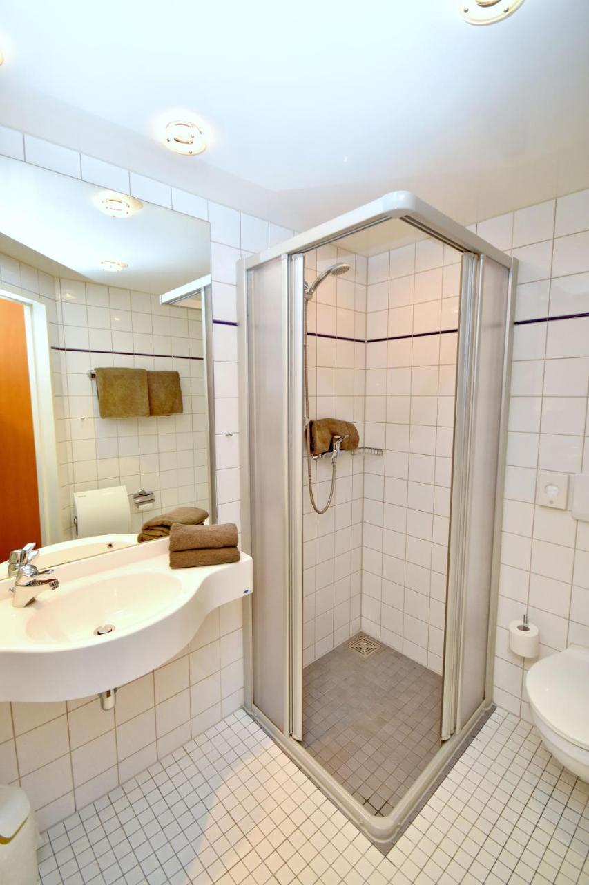 Hotel & Restaurant Zum Deutschen Hause Kirchhatten ภายนอก รูปภาพ